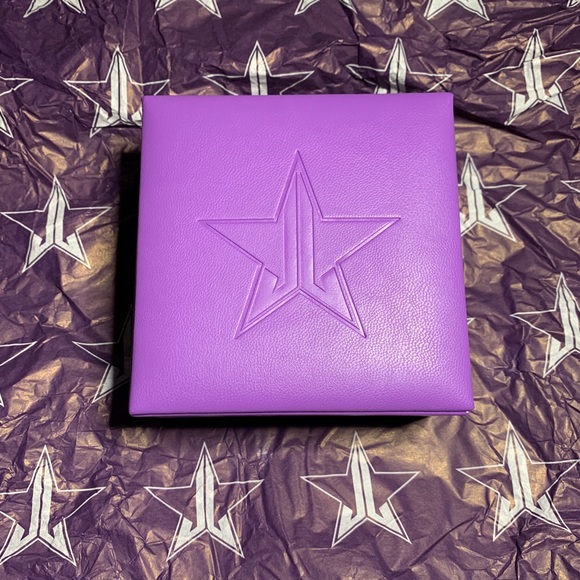 Extreme Frost-Chocking on Ice, Jeffree Starr - Picture 2 of 5